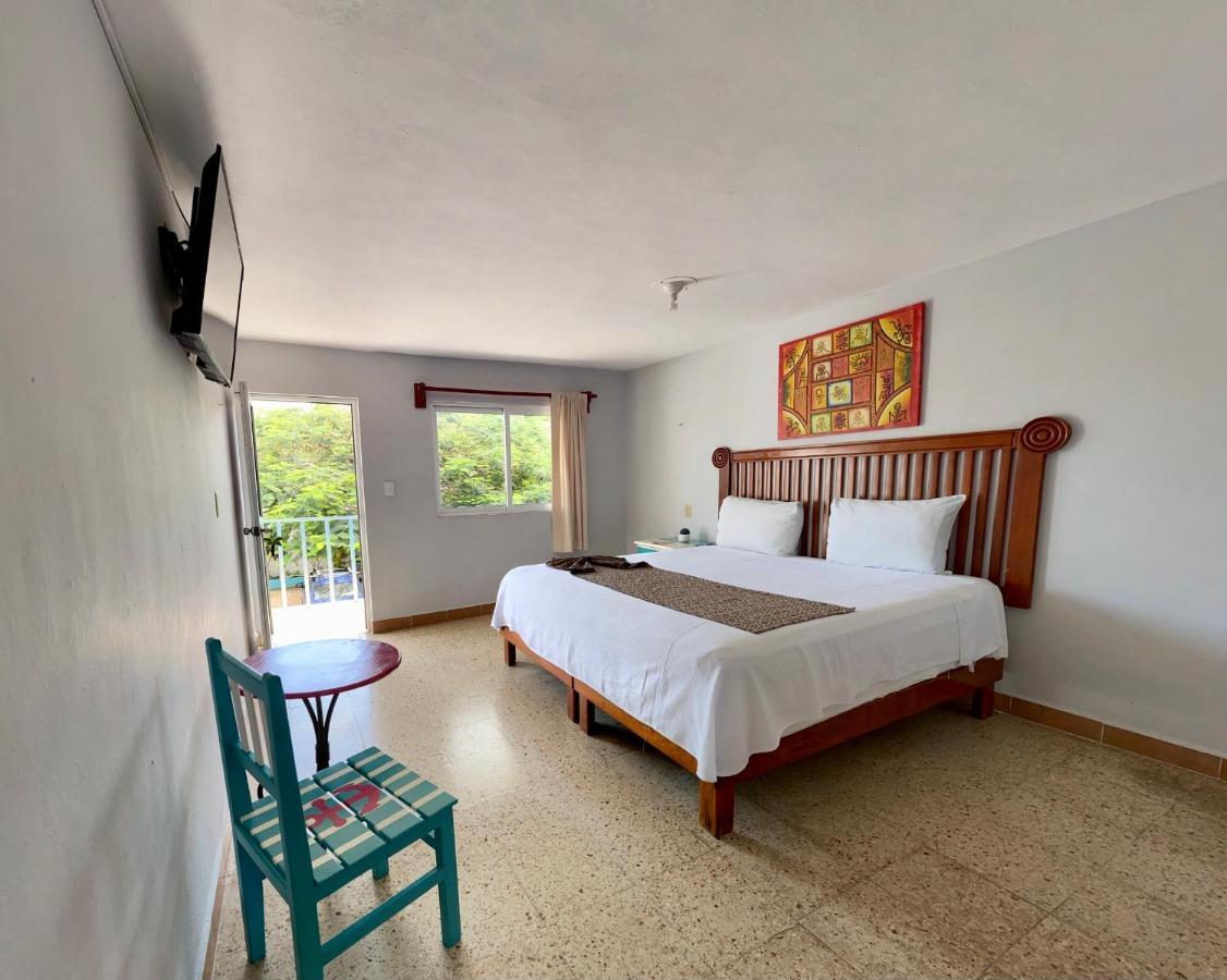 Blue Coconut Cancun Hotel エクステリア 写真