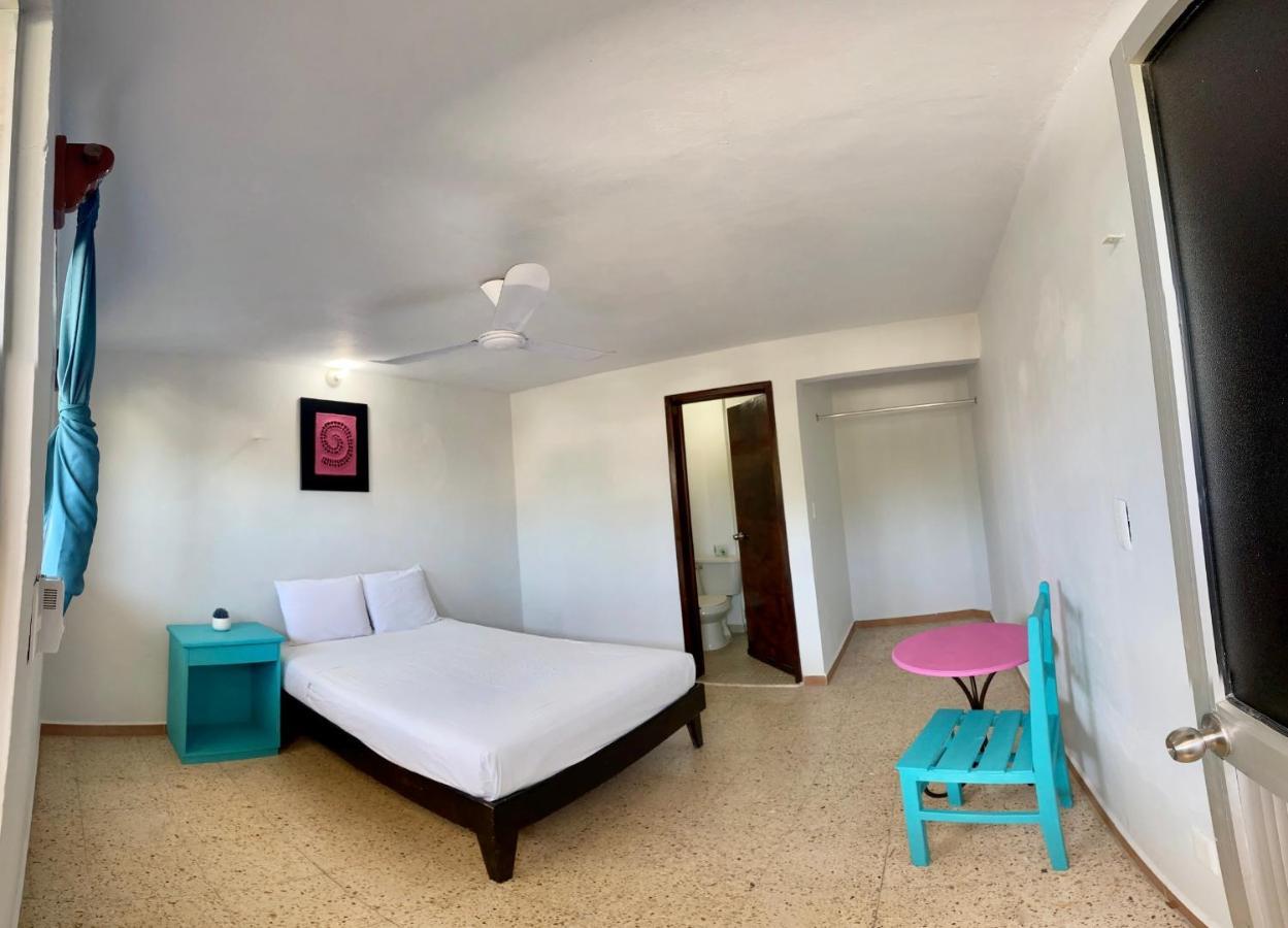 Blue Coconut Cancun Hotel エクステリア 写真