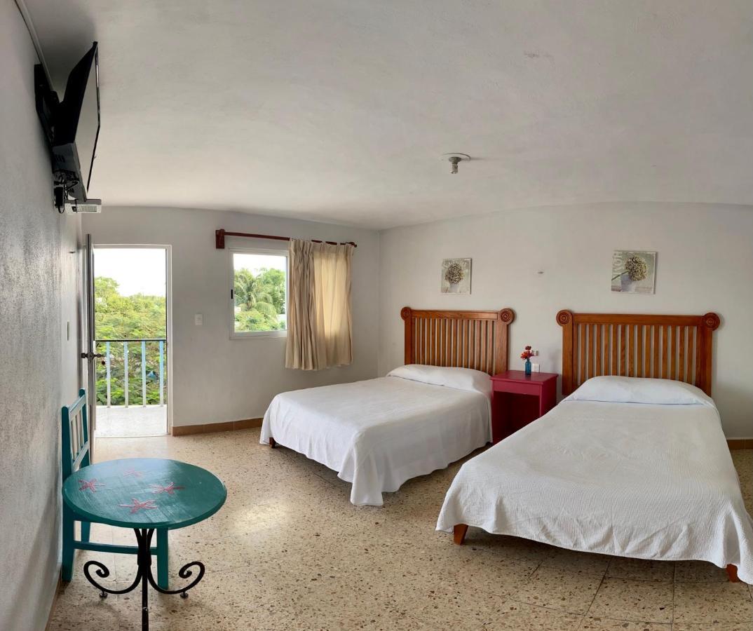 Blue Coconut Cancun Hotel エクステリア 写真