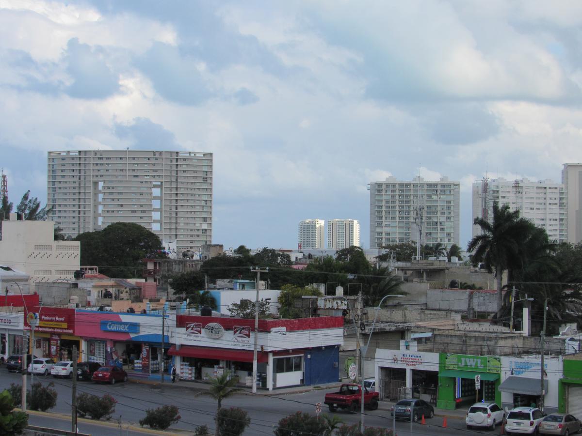 Blue Coconut Cancun Hotel エクステリア 写真