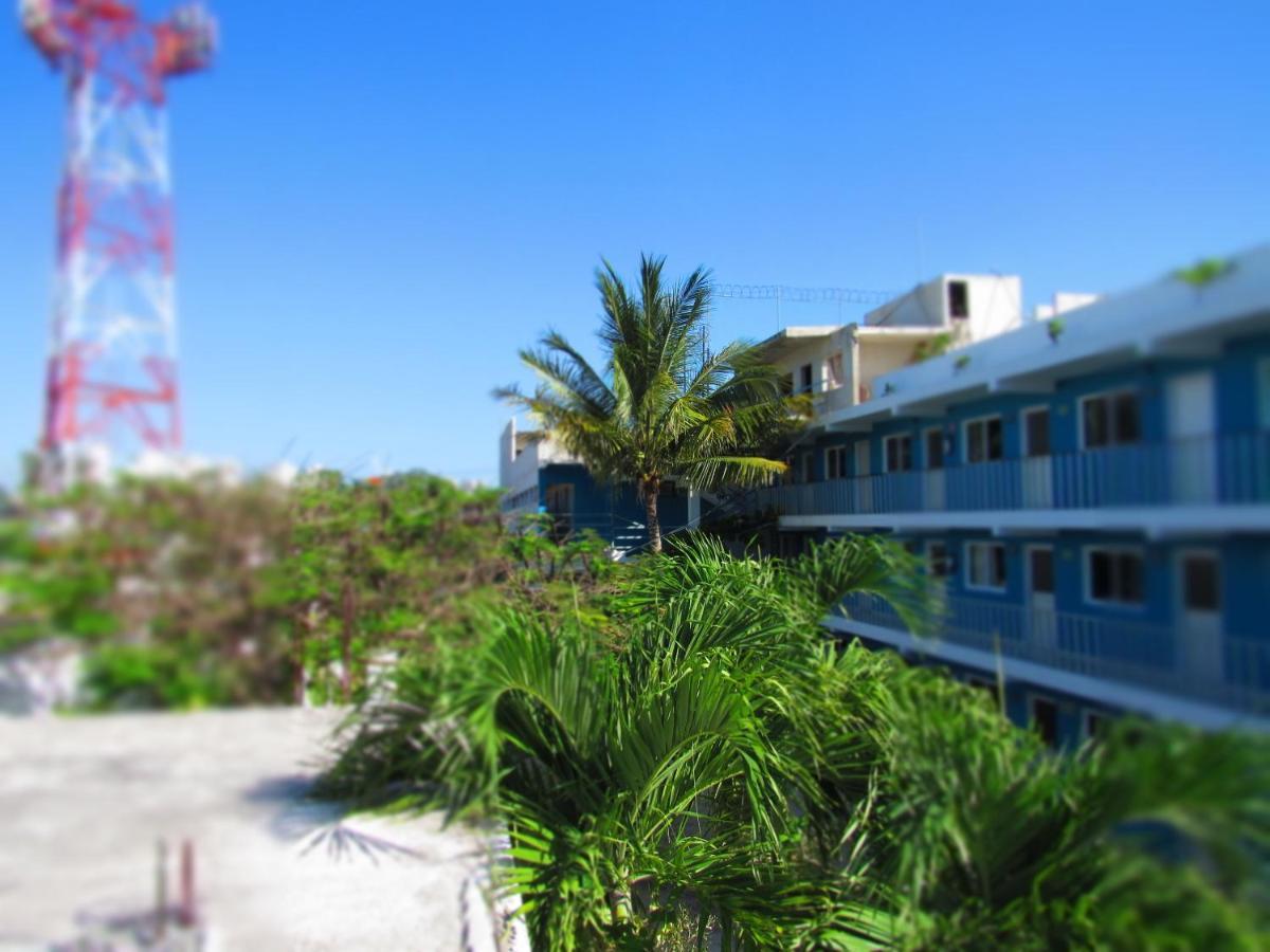 Blue Coconut Cancun Hotel エクステリア 写真